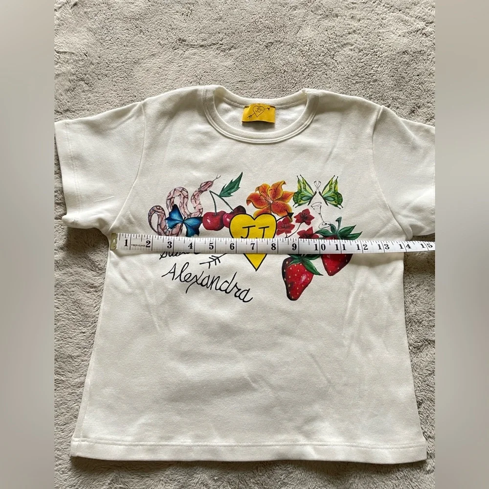 JULIET JOHNSTONE Women's White Graphic Short Sleeve Baby Tee Size S - Picture 2 of 7
